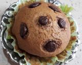 A picture of step 3 of Choco chips muffins (cupcakes).