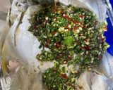Foto langkah ke 3 dari resep Tim ikan ala thai / Thai steam fish with lime.
