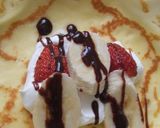 A picture of step 6 of Self-made Crepe.