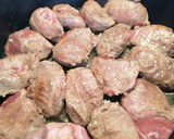 Foto del paso 1 de la receta: Carrilleras de cerdo en salsa