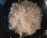 Foto del paso 1 de la receta: Arroz "chaufa" falso y rápido