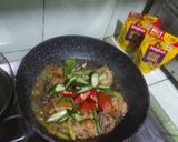 Foto langkah ke 5 dari resep Ayam Kecap Berkuah.