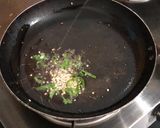 રવા હાંડવો (Rava Handvo Recipe In Gujarati) રેસીપી સ્ટેપ4ફોટો