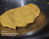 मक्का की रोटी (makka ki roti recipe in Hindi) रेसिपी चरण 2 फोटो