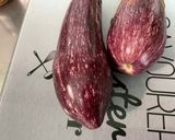 Une image de l'étape 1 de Purée de fèves et aubergines aux épices et persil.