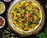 A picture of step 9 of Indori Poha With Jeeravan Masala (Street Style).