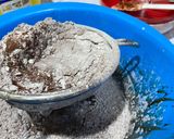 Foto langkah ke 2 dari resep Cassava Chewy Brownies.