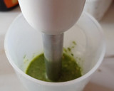 Foto del paso 2 de la receta: Pesto casero con nueces