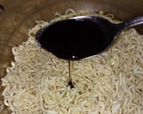 Foto langkah ke 2 dari resep 194. Mie Goreng Jawa.