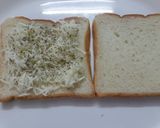 A picture of step 3 of Grilled cheesy sandwich.