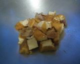 Foto langkah ke 2 dari resep Telur kecap mix tahu dan kol.