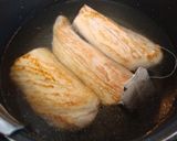 A picture of step 2 of Pork Simmered in Black Tea: A Make-Ahead-and-Stock Recipe.