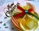 A picture of step 8 of Christmas Fruit Basket.