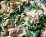 A picture of step 7 of Easy Spinach and Chicken in Cream Sauce.