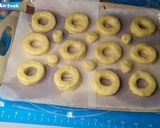 Foto langkah ke 4 dari resep Donat kampung rasa premium.