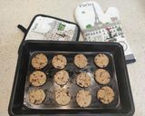 A picture of step 3 of Easter special Vanilla Choco Chip cookies.