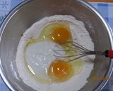 A picture of step 3 of Easy and Oil-Free Apple Yogurt Cake.