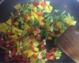 Foto del paso 2 de la receta: Arroz con solomillo de pavo y espárragos