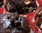 Foto langkah ke 7 dari resep Double Chocolate with Cheese Muffin.