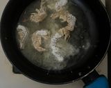 Foto langkah ke 5 dari resep Udang Goreng Tepung.
