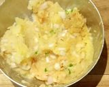 A picture of step 1 of Sindhi Street Food Butter Papdi Chaat.
