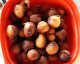 Foto del paso 5 de la receta: Buñuelos dulces con pasas de uva