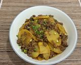 Foto langkah ke 2 dari resep Kentang kecap daging cincang.