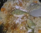 صورة لخطوة 3 من وصفة أرز بالزبدة و جزر