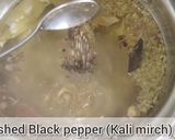 A picture of step 2 of Herbal kadha recipe.