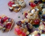 A picture of step 8 of Vickys Festive Florentines, GF DF EF SF NF.
