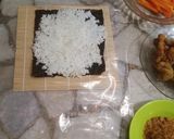 Foto langkah ke 5 dari resep Gimbap seafood.