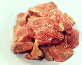 A picture of step 1 of Beef Curry.