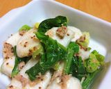 A picture of step 5 of Turnip & Tuna Salad with Mustard Flavor.