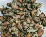 Foto del paso 2 de la receta: Fideos con mejillones a la provenzal