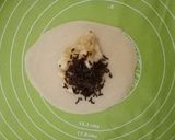 Foto langkah ke 6 dari resep Karipap Pusing isi Coklat Pisang.