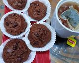 Foto langkah ke 4 dari resep Soft cookies (Double Chocolate Chip Cookies).