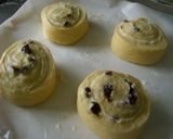 A picture of step 5 of Honey Cream Coiled Rolls.