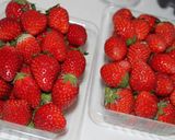 A picture of step 19 of Baked Strawberry Cheesecake Bar.