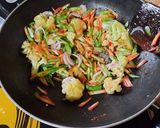 ফুলকপির পোলাও ই বিরিয়ানি(Cauliflower Polau e Biriyani recipe in Bengali) রেসিপির ধাপ 2 ছবি