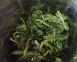 A picture of step 2 of Palak Paneer.