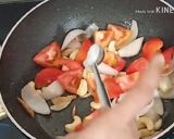 A picture of step 2 of Sweet Corn Capsicum Curry.