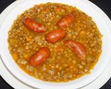 A picture of step 3 of Lentils with vegetables and choricillos soup.
