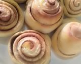 A picture of step 6 of Cinnamon rolls.