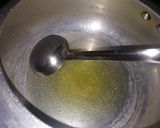 A picture of step 2 of Namkeen porridge.