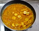 A picture of step 4 of Kacche kele(Raw banana) ki sabzi.
