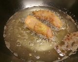 A picture of step 3 of Fluffy's fried chicken.