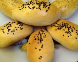 صورة لخطوة 3 من وصفة طريقة البوريك بالجبنة اللذيذ 😋♥️
