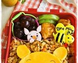 A picture of step 6 of Easy Little Piggy Bento.