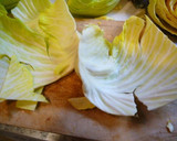 A picture of step 2 of Meltingly Soft Simmered Cabbage.