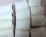 A picture of step 7 of Easy Small Bread Rolls.
